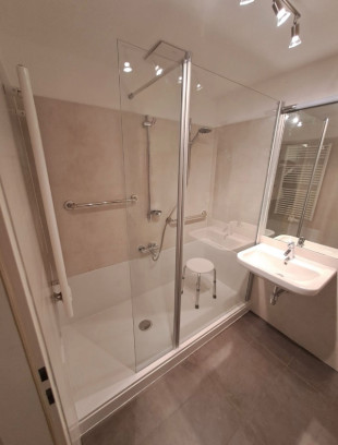 Umbau Badewanne zur Dusche